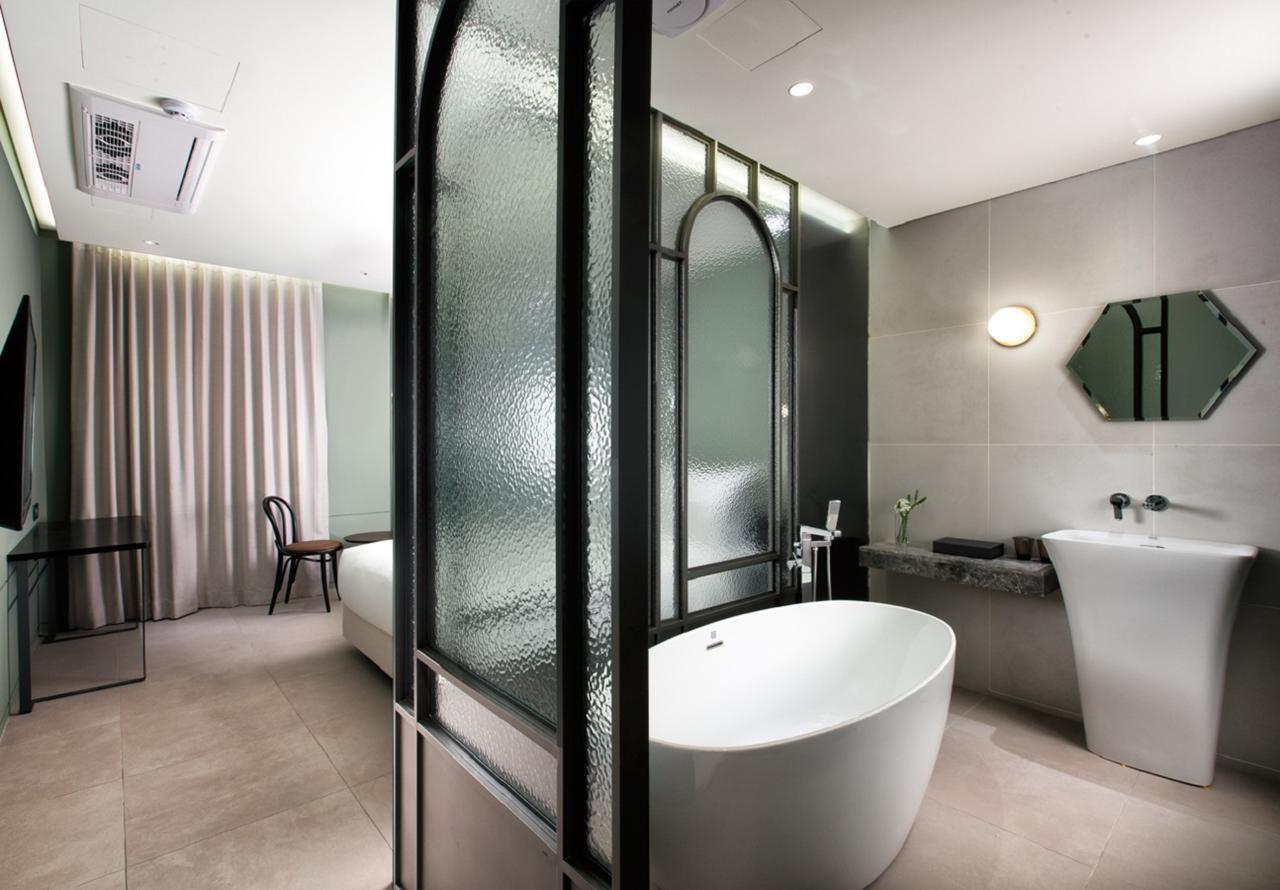 Park Marine Hotel Incheon Extérieur photo